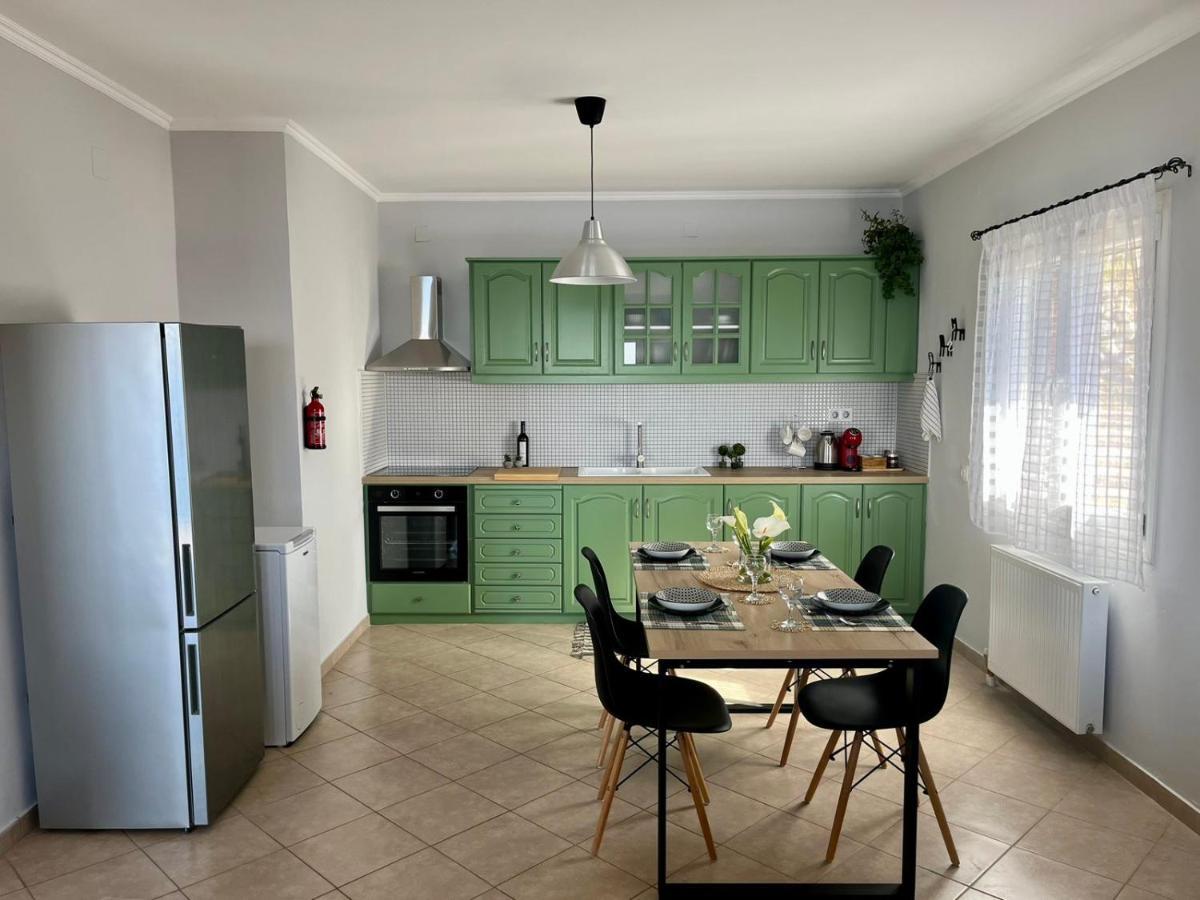 Coralli Pentati 1 "Dimitris Apartments" Екстериор снимка