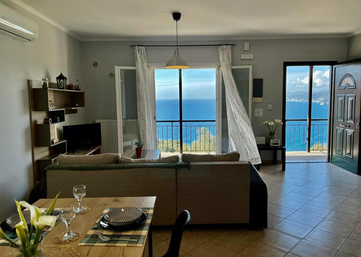 Coralli Pentati 1 "Dimitris Apartments" Екстериор снимка