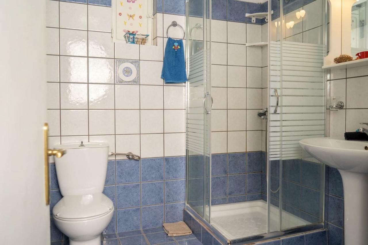 Coralli Pentati 1 "Dimitris Apartments" Екстериор снимка